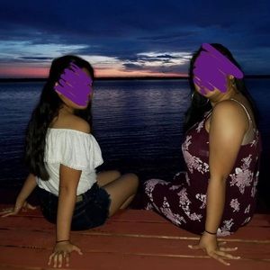 Old Navy Cream Off Shoulder Top (S)